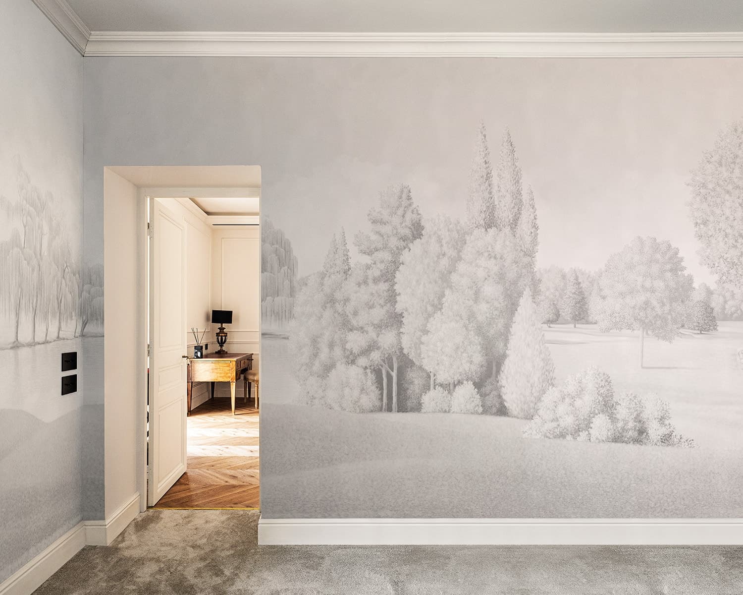 La Pelouse Royale — Room Scene 3